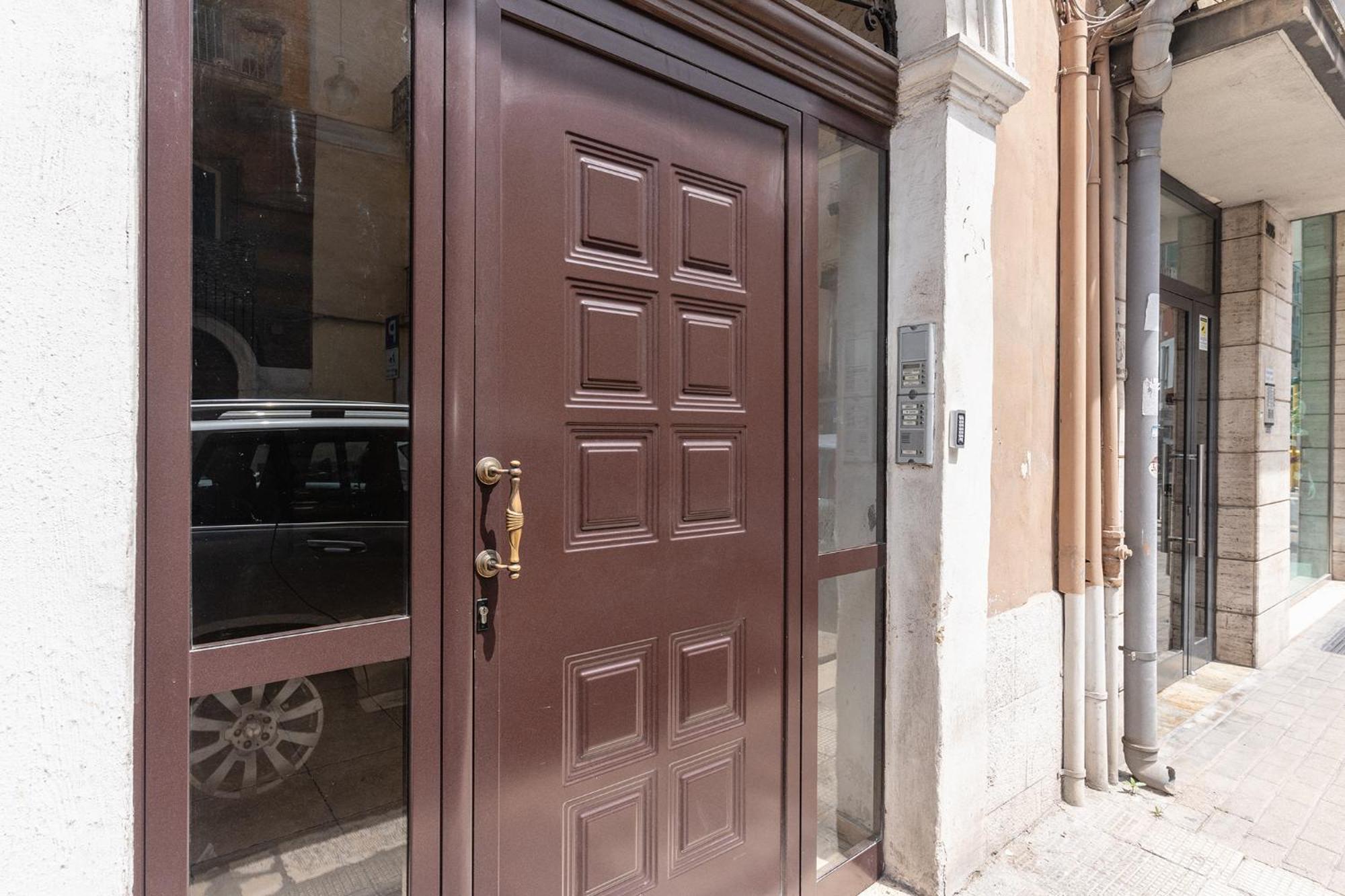 Dante 307 Suite Apartment Бари Экстерьер фото